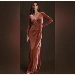 Jenny Yoo Ryland V-Neck Long-Sleeve Open-Back Velvet Gown Size 6